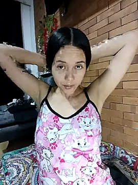 Snapshot of MiaForever1 chatting on November 30, 2025, 1:17 am MiaForever1 online show from November 30, 2025, 1:17 am