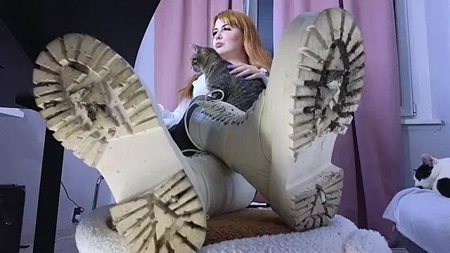 CruelSiren online show from February 2, 2026, 7:57 pm