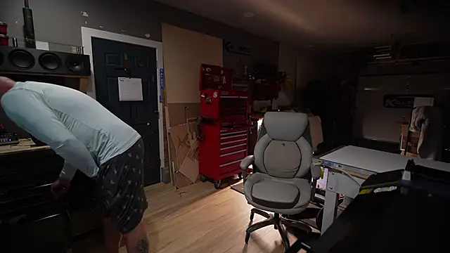 Snapshot of Soundfreak chatting on October 29, 2025, 4:33 am Soundfreak online show from October 29, 2025, 4:33 am