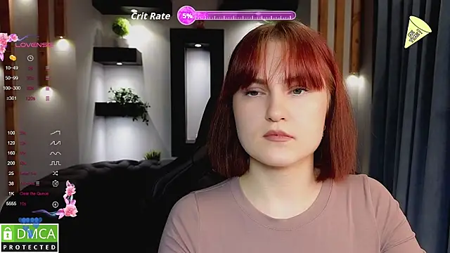 Roxy foxi online show from September 12, 2025, 8:14 am