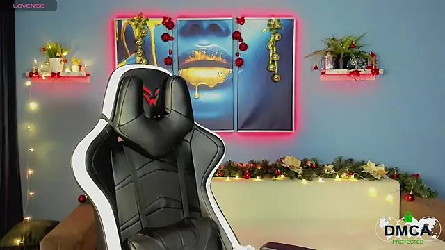 Roxy foxi online show from December 5, 2025, 1:05 am