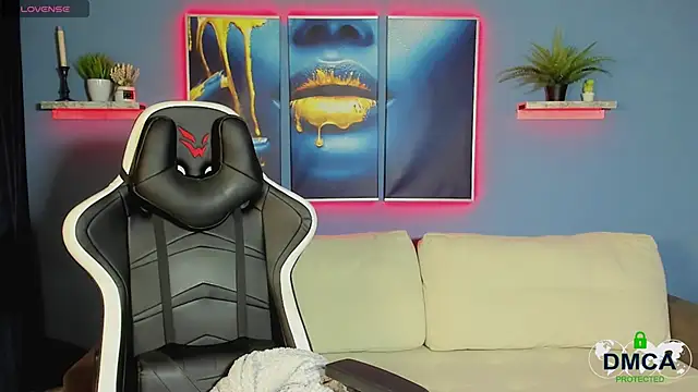 Roxy foxi online show from November 27, 2025, 1:06 am