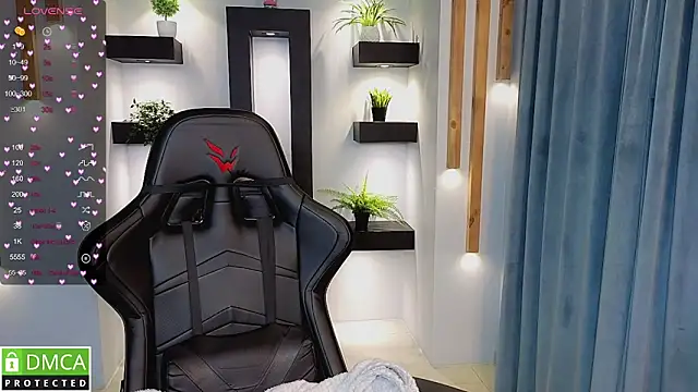 Roxy foxi online show from September 29, 2025, 1:12 am