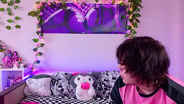 Night angell69 online show from February 18, 2026, 9:50 am