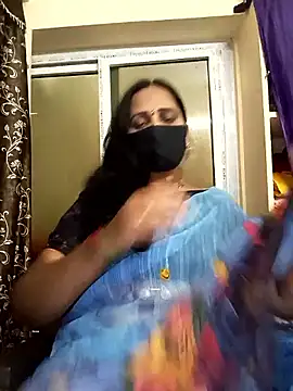 Snapshot of Mee_harini-telugupilla chatting on January 6, 2026, 4:05 am Mee harini-telugupilla online show from January 6, 2026, 4:05 am