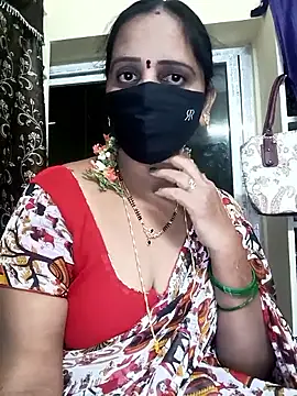 Snapshot of Mee_harini-telugupilla chatting on January 9, 2026, 1:29 pm Mee harini-telugupilla online show from January 9, 2026, 1:29 pm