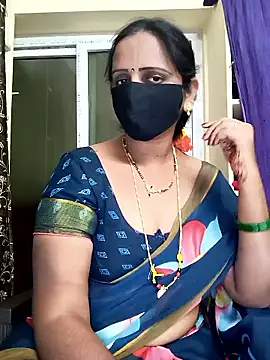 Snapshot of Mee_harini-telugupilla chatting on December 21, 2025, 10:39 am Mee harini-telugupilla online show from December 21, 2025, 10:39 am