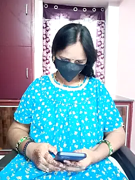 Snapshot of Mee_harini-telugupilla chatting on February 27, 2026, 2:45 am Mee harini-telugupilla online show from February 27, 2026, 2:45 am