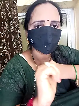 Snapshot of Mee_harini-telugupilla chatting on December 4, 2025, 4:44 am Mee harini-telugupilla online show from December 4, 2025, 4:44 am