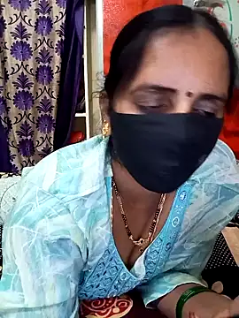 Snapshot of Mee_harini-telugupilla chatting on December 16, 2025, 5:06 pm Mee harini-telugupilla online show from December 16, 2025, 5:06 pm