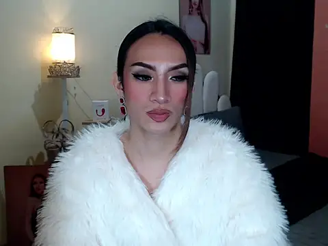 AmandaTheMonsterCock online show from February 18, 2026, 1:51 pm