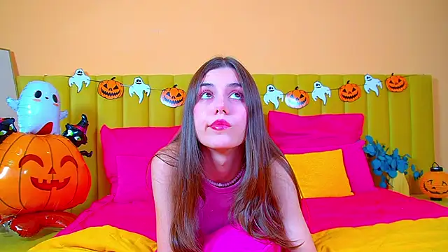 ArianaAllens online show from October 24, 2025, 6:12 am