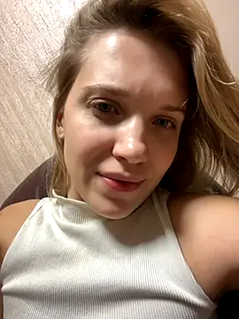 Snapshot of AlisaMyers chatting on October 2, 2025, 7:06 pm AlisaMyers online show from October 2, 2025, 7:06 pm