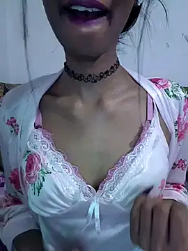 Snapshot of BunnyBloom25 chatting on November 3, 2025, 6:55 pm BunnyBloom25 online show from November 3, 2025, 6:55 pm