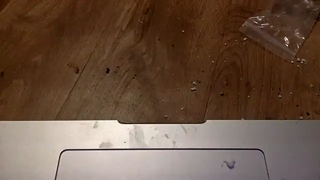 Snapshot of edger4lif3 chatting on September 18, 2025, 4:15 am edger4lif3 online show from September 18, 2025, 4:15 am