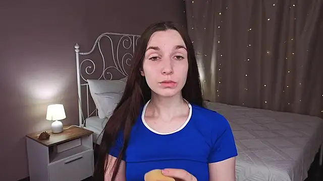 Snapshot of Miss___Eva chatting on October 9, 2025, 12:11 am Miss   Eva online show from October 9, 2025, 12:11 am