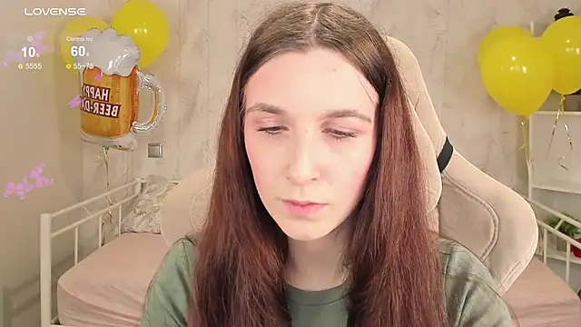 Snapshot of Miss___Eva chatting on September 22, 2025, 12:05 am Miss   Eva online show from September 22, 2025, 12:05 am