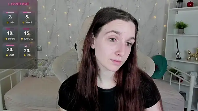 Snapshot of Miss___Eva chatting on October 10, 2025, 12:11 am Miss   Eva online show from October 10, 2025, 12:11 am