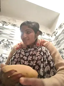 LUCKY cut online show from February 8, 2026, 3:59 am