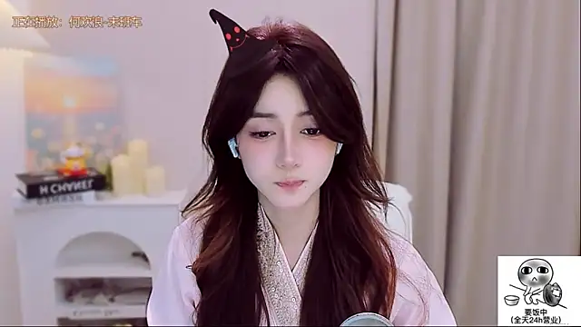 Snapshot of Wow-fairy chatting on October 27, 2025, 1:01 pm Wow-fairy online show from October 27, 2025, 1:01 pm