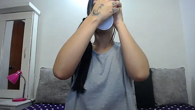 Taylormegan online show from October 25, 2025, 1:23 pm