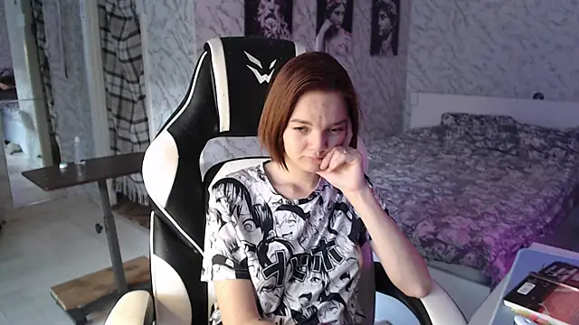 Kitti study online show from September 24, 2025, 11:43 pm