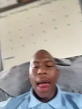 dick4mami online show from April 17, 2026, 12:41 pm