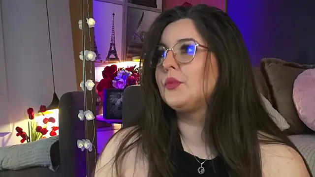 Mia Swano online show from February 22, 2026, 4:15 am