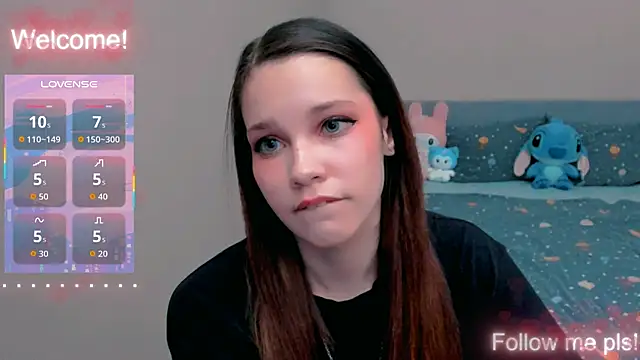 Kitten Alissa online show from May 10, 2026, 2:41 pm