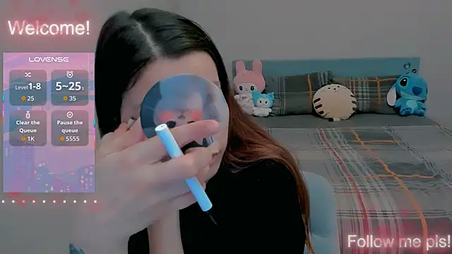 Kitten Alissa online show from May 7, 2026, 11:41 pm