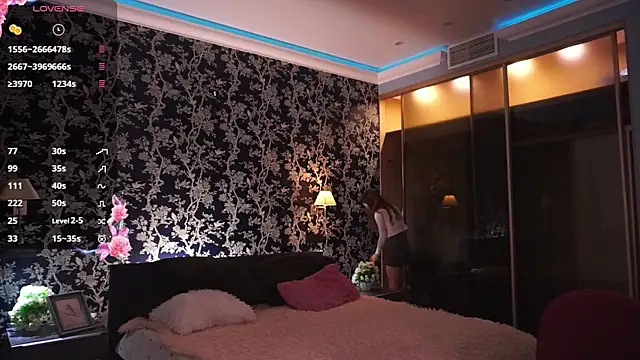 Snapshot of WilleneDelio chatting on October 8, 2025, 8:38 am WilleneDelio online show from October 8, 2025, 8:38 am