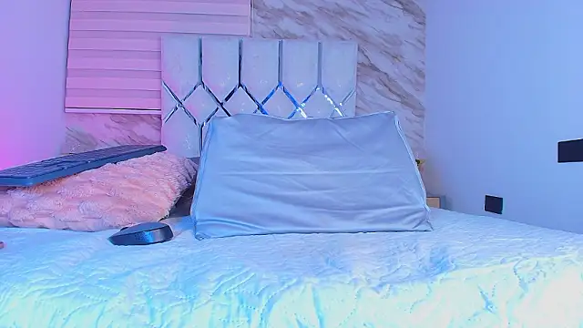 collet 1 online show from March 8, 2026, 12:08 pm