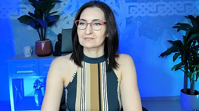 UnaTerra online show from November 7, 2025, 9:14 am