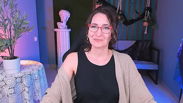 UnaTerra online show from October 27, 2025, 9:10 am