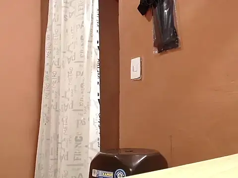 Snapshot of _aslhey_naughty chatting on October 15, 2025, 9:50 am aslhey naughty online show from October 15, 2025, 9:50 am