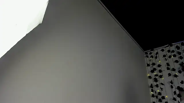 Miss  pretty online show from September 9, 2025, 8:18 pm