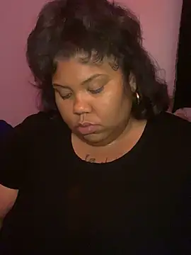 Snapshot of BlaxicanaMami chatting on October 6, 2025, 5:52 am BlaxicanaMami online show from October 6, 2025, 5:52 am