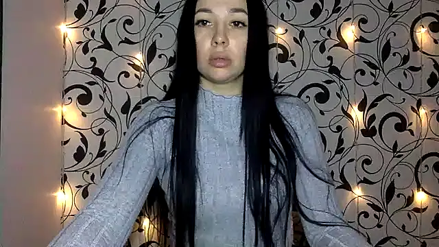 Ivelaa online show from November 3, 2025, 4:21 pm