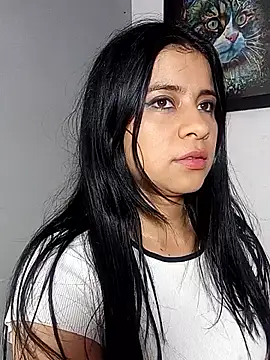 Snapshot of ValerieLove_ chatting on November 6, 2025, 7:29 pm ValerieLove online show from November 6, 2025, 7:29 pm