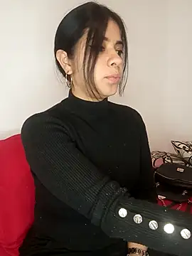 Snapshot of ValerieLove_ chatting on November 27, 2025, 10:54 pm ValerieLove online show from November 27, 2025, 10:54 pm