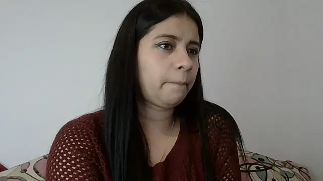 Snapshot of ValerieLove_ chatting on November 29, 2025, 10:43 pm ValerieLove online show from November 29, 2025, 10:43 pm