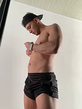 Smith Fitness online show from February 12, 2026, 1:44 pm