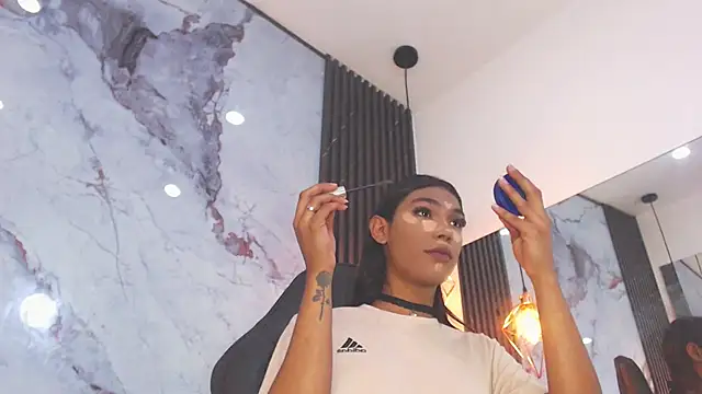 Penelopee Rouse online show from April 11, 2026, 7:28 pm