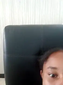 MoniqueMulberry online show from November 4, 2025, 7:17 pm