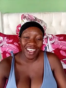 BeautyQueenX22 online show from March 12, 2026, 11:03 am