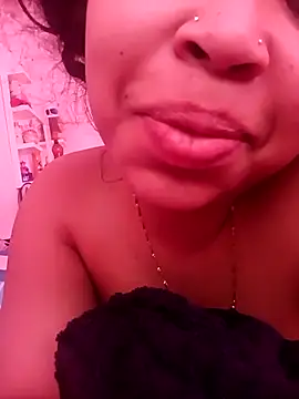 Snapshot of MadissonRizz chatting on December 14, 2025, 5:07 pm MadissonRizz online show from December 14, 2025, 5:07 pm