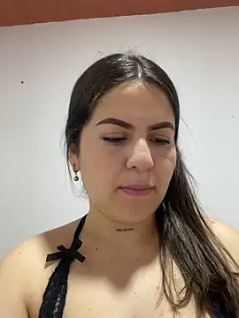 Snapshot of Sara_B_Sexual chatting on February 3, 2026, 12:10 pm Sara B Sexual online show from February 3, 2026, 12:10 pm