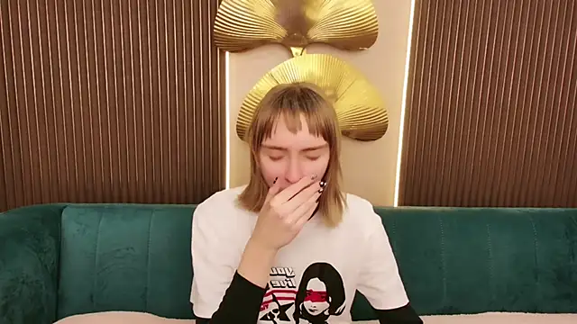 Beverly Gomes online show from September 27, 2025, 10:43 am