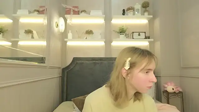 Beverly Gomes online show from September 15, 2025, 6:58 am