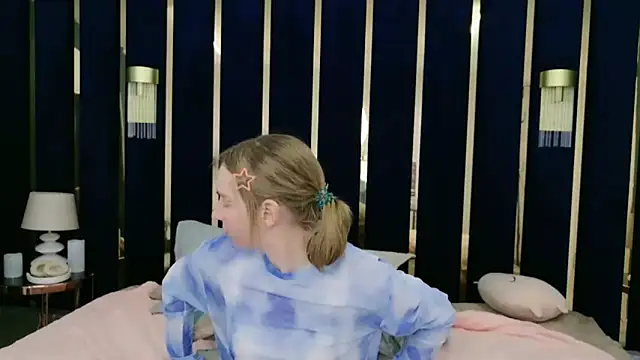 Beverly Gomes online show from September 18, 2025, 8:39 am